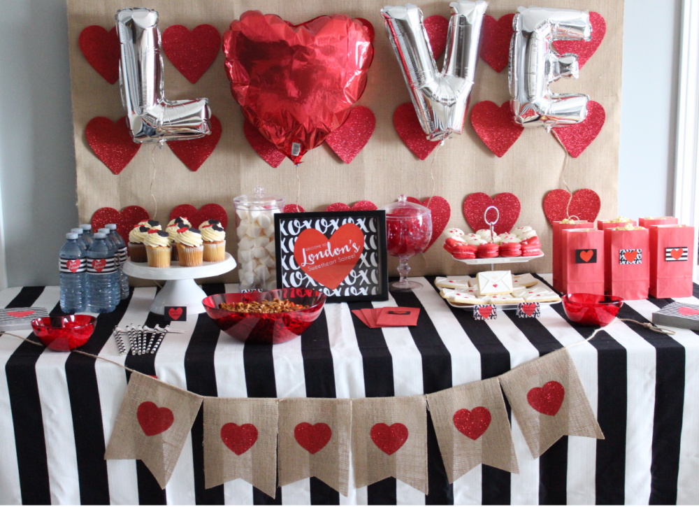 Hosting-a-Valentine's-Day-Party-for-Kids