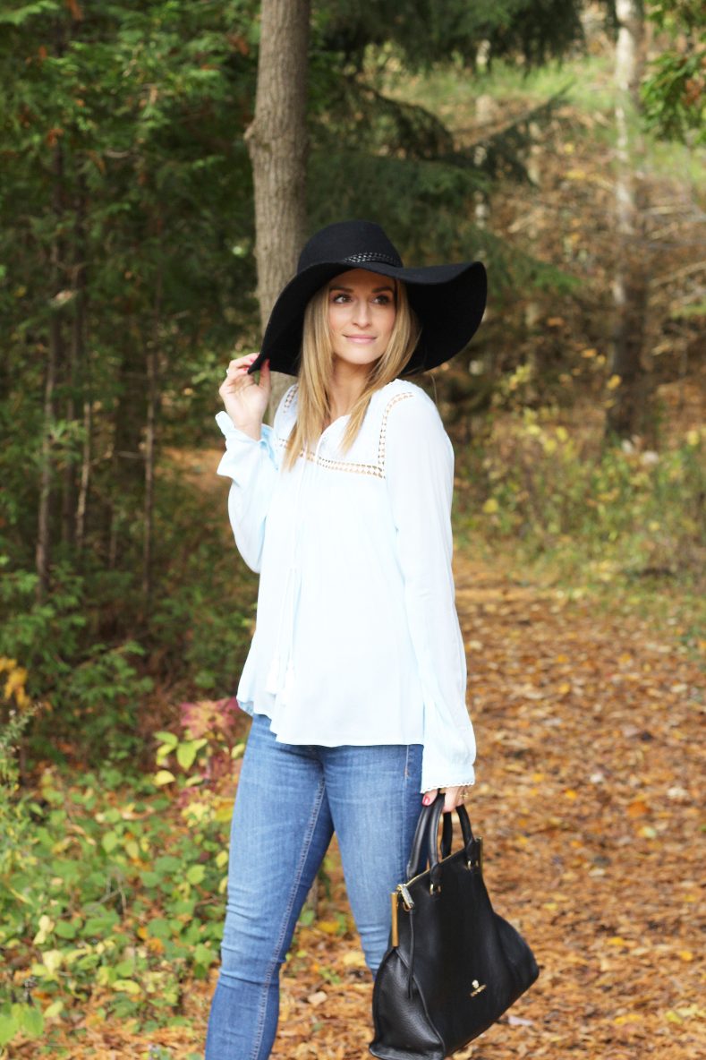 Fall black felt hat with matching leather vince camuto bag