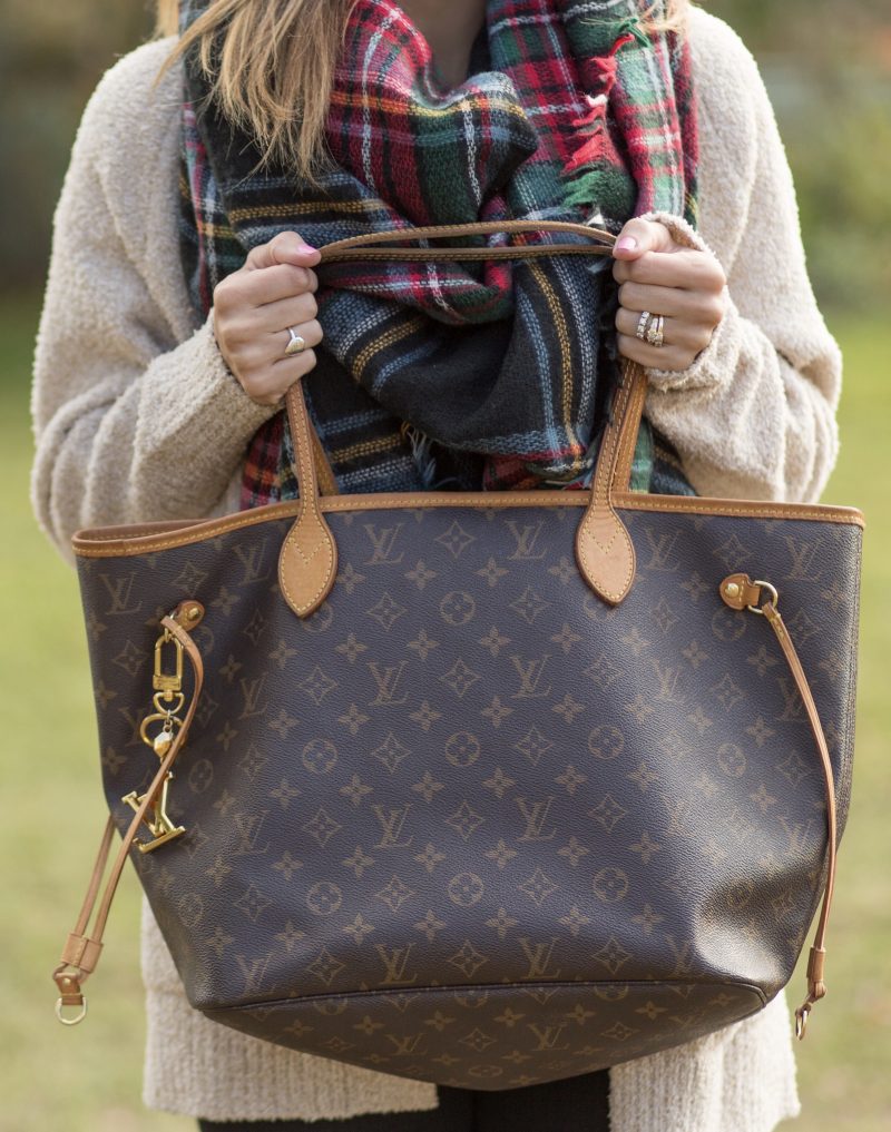 louis vuitton neverfull with scarf