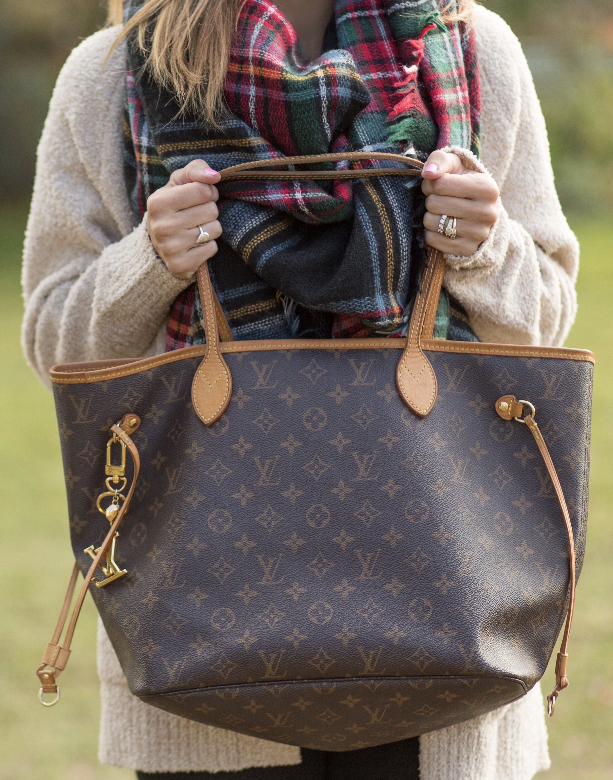 Louis Vuitton Neverfull and plaid blanket scarf