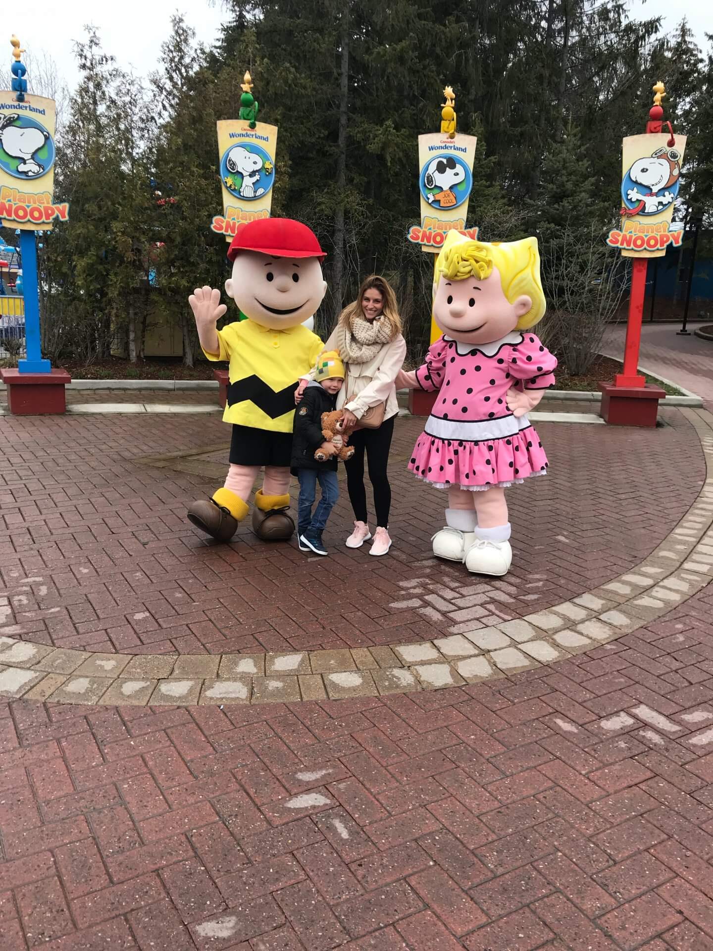 Canada’s Wonderland Opening Day 2018 + New Lumberjack Ride! sparkleshinylove