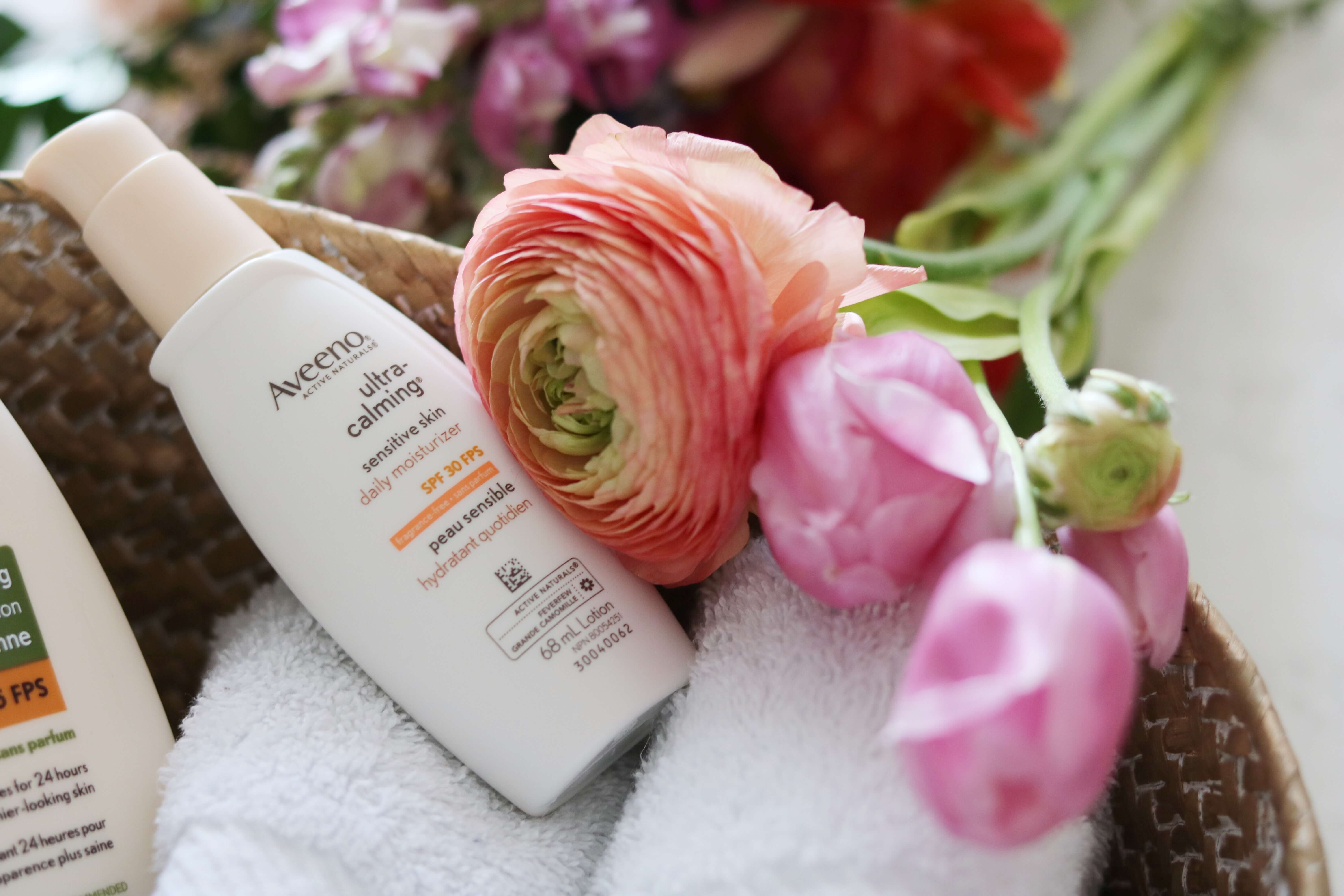 review of NEW AVEENO® ULTRA-CALMING® Daily Moisturizer Mineral SPF 30 sparkleshinylove mandy furnis