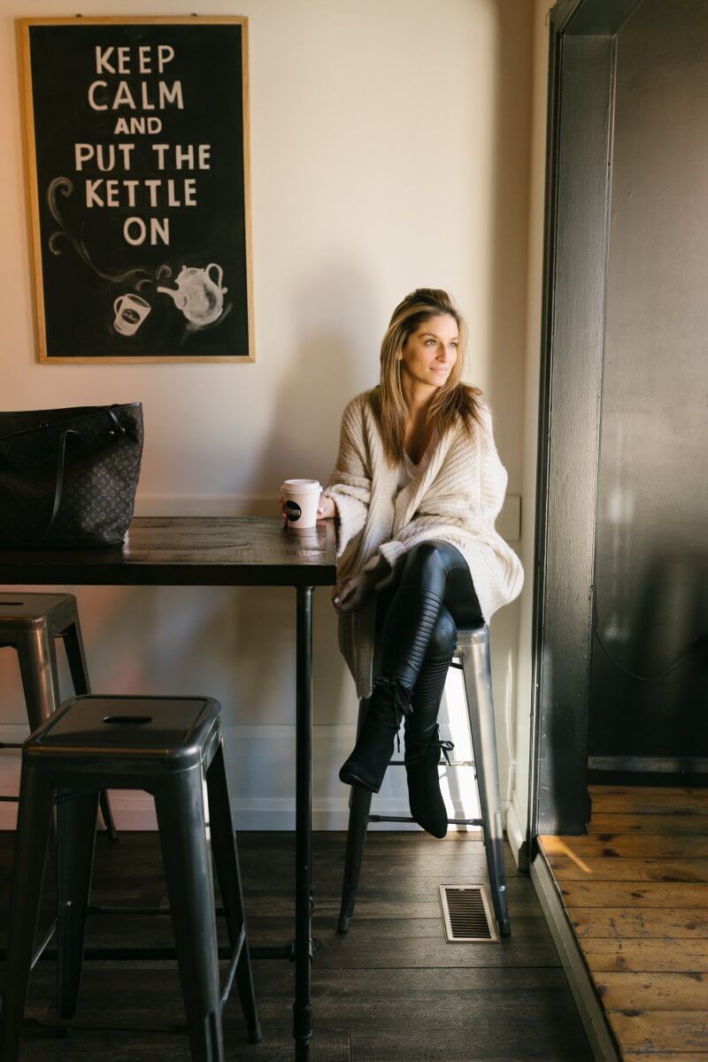 oversized cardigan, t-shirt, leather leggings; a cozy look for winter; pretty cafe corners; mandy furnis sparkleshinylove