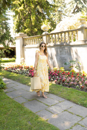Garden party floral maxi dress; chicwish maxi dress; summer maxi dress; summer dress sparkleshinylove Mandy Furnis Durham Region Blogger