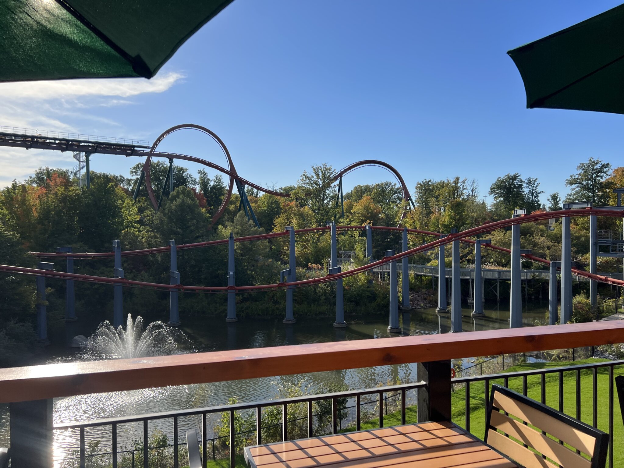 Lazy Bear Lodge at Canada’s Wonderland - sparkleshinylove