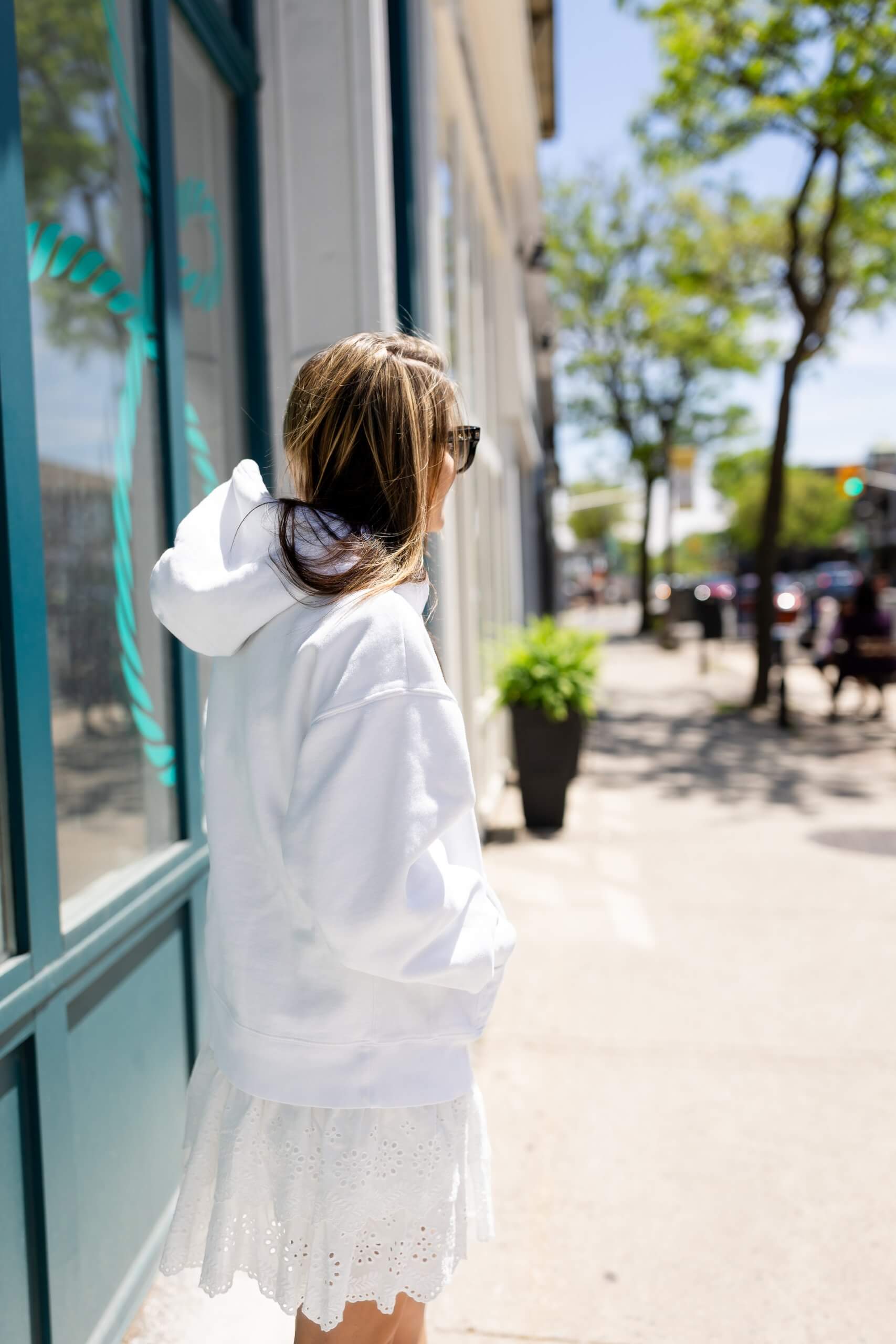 Chicwish eyelet skirt; Aritzia hoodie; Mandy furnis Durham region blogger sparkleshinylove 