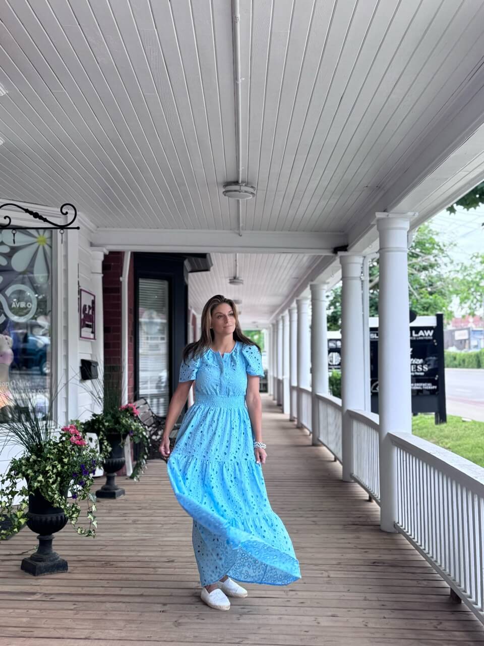 Blue eyelet maxi dress Chicwish; summer dress Chicwish; Durham region blogger sparkleshinylove Mandy