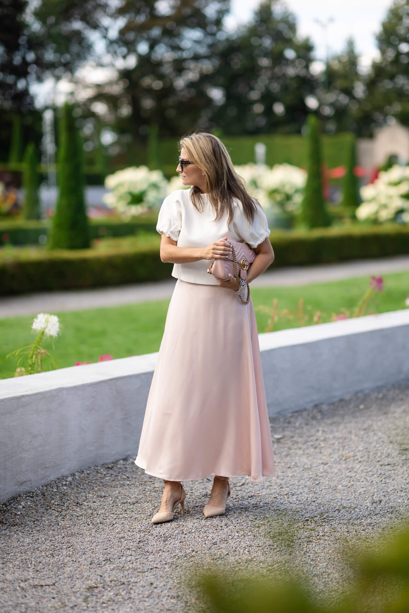 Pink satin skirt from Chicwish; fall look with satin skirt; durham region blogger sparkleshinylove
