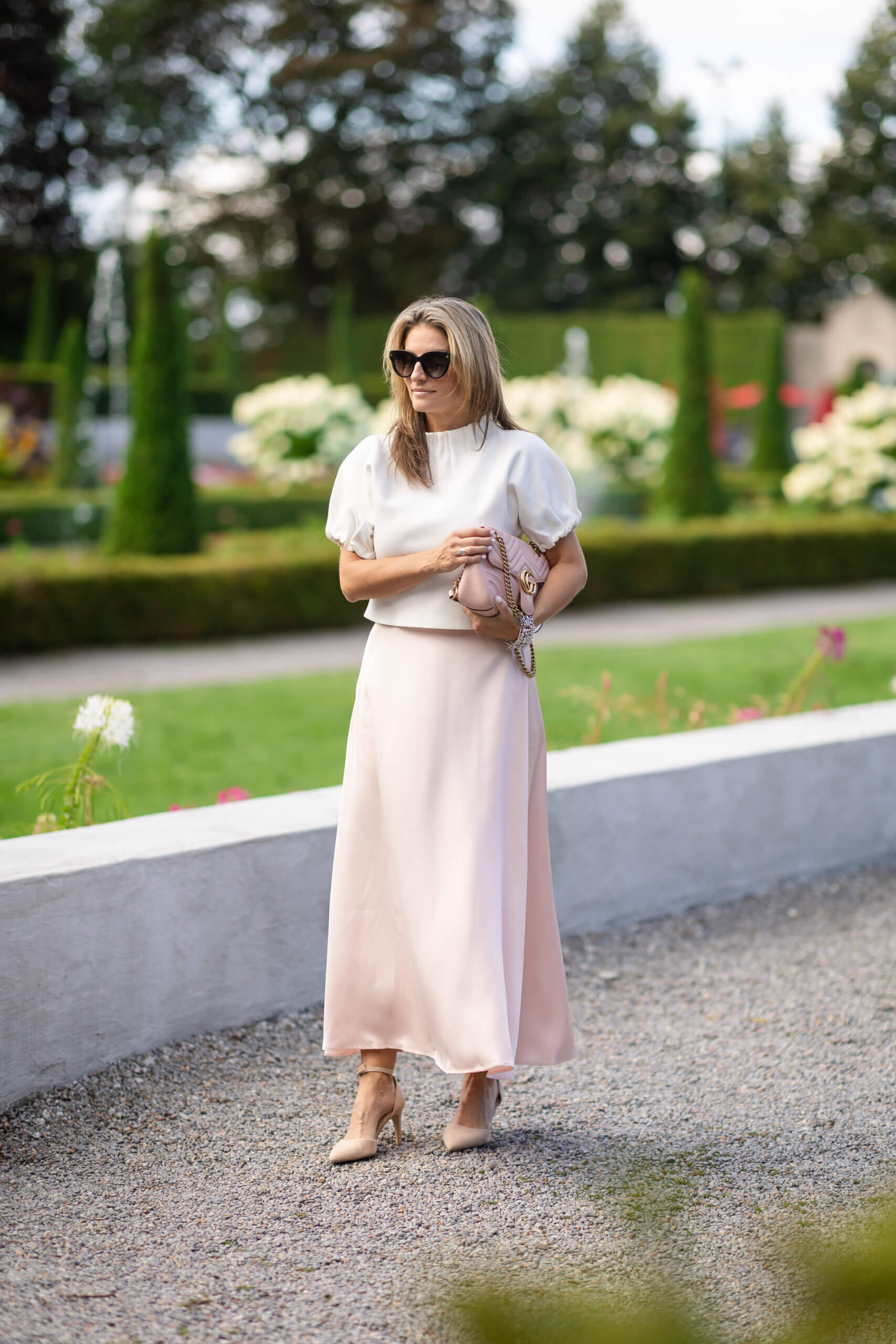 Pink satin skirt from Chicwish; fall look with satin skirt; durham region blogger sparkleshinylove